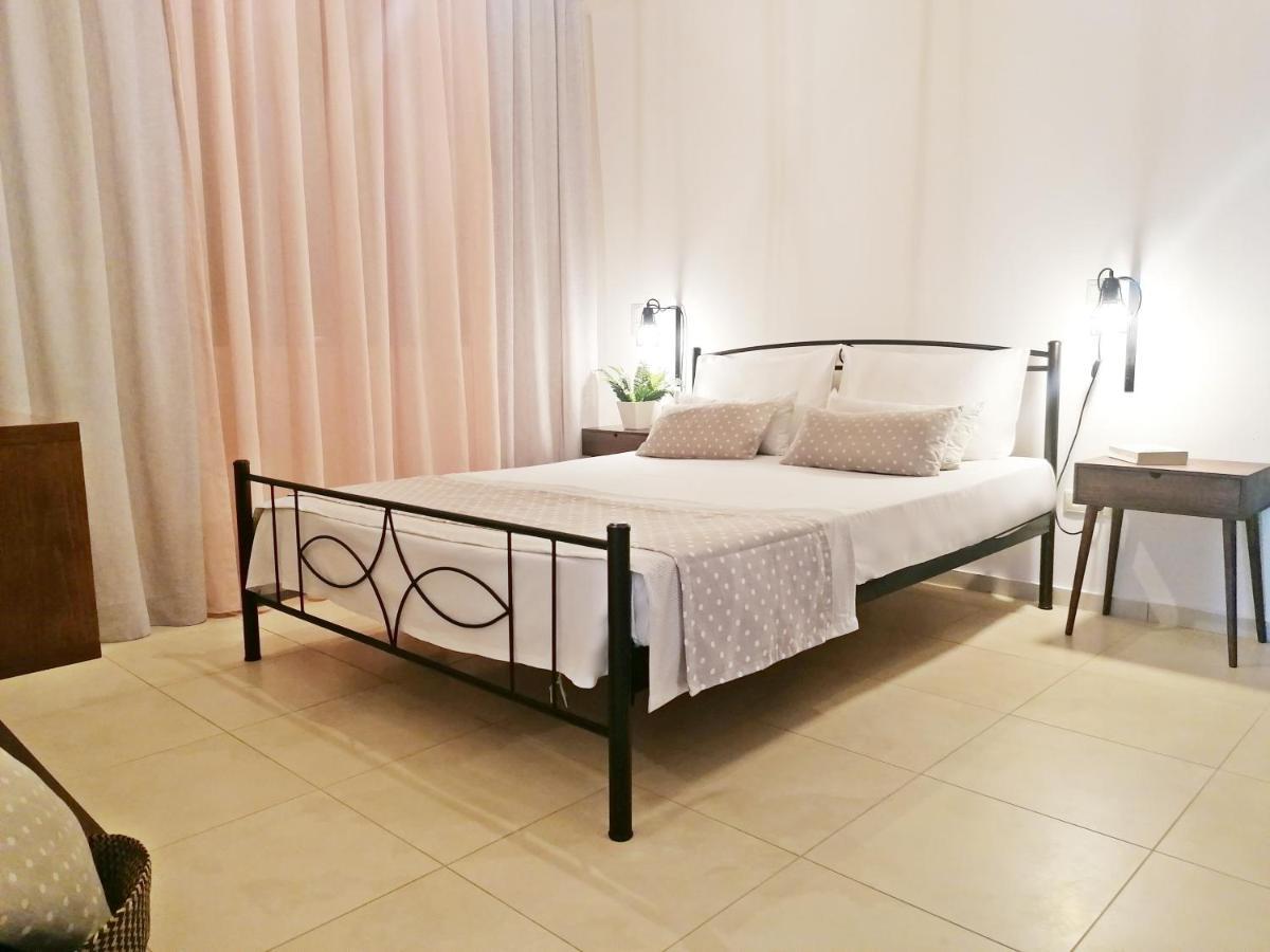 Stavi'S Guesthouse Miloi  Luaran gambar